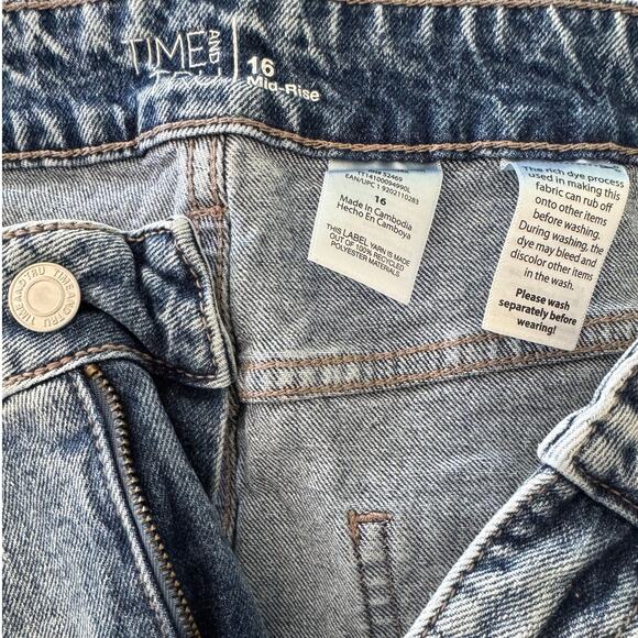 Time And Tru Womens 16 Mid Rise Bleached Out Jeans - Picture 7 of 12